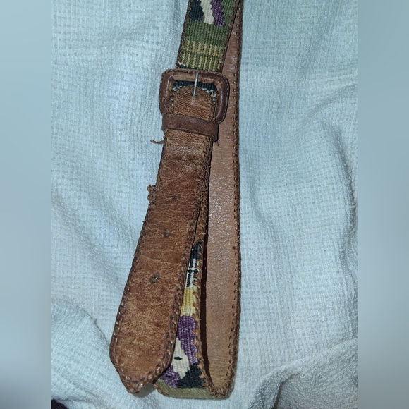 Vintage HAND CRAFTED Native American 46 leather belt HANDMADE Guatamala Indian - Picture 5 of 6